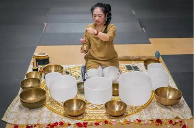 在魔都最美国宾馆中感受户外瑜伽与文化艺术之美